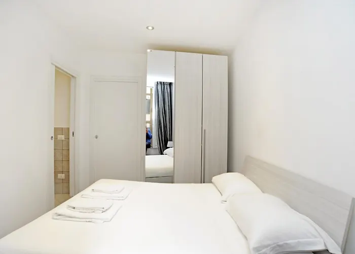 Lejlighed Ticinese 28 Milano
