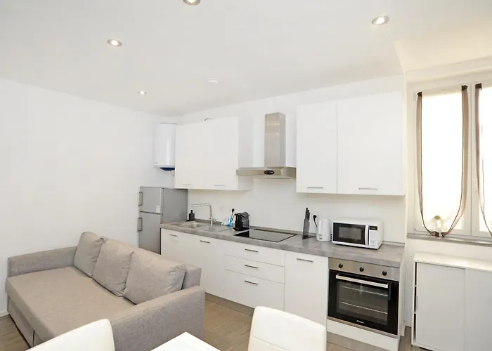 Ticinese 28 アパート *