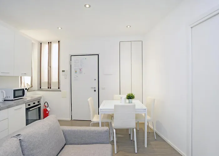 Lejlighed Ticinese 28 Milano